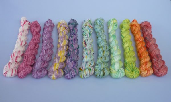 Pick your own bunch of flowers - mini skein set