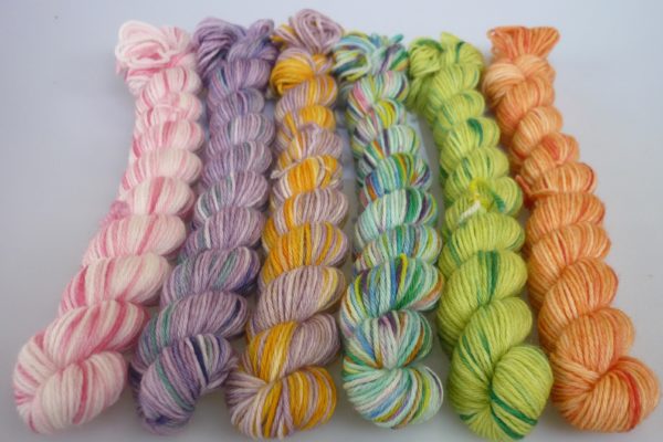Bunch of Flowers - Brights mini skein set - Image 2